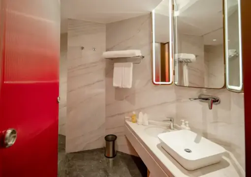 Family Four-bed Suite