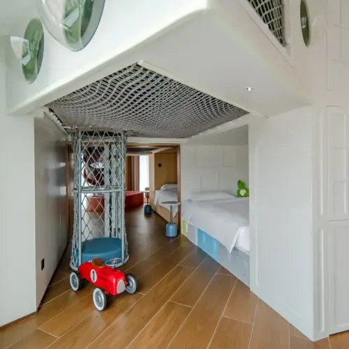 Family Four-bed Suite