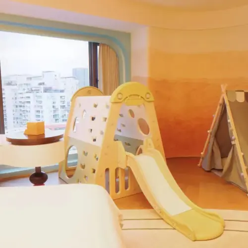 Children’s Suite-A